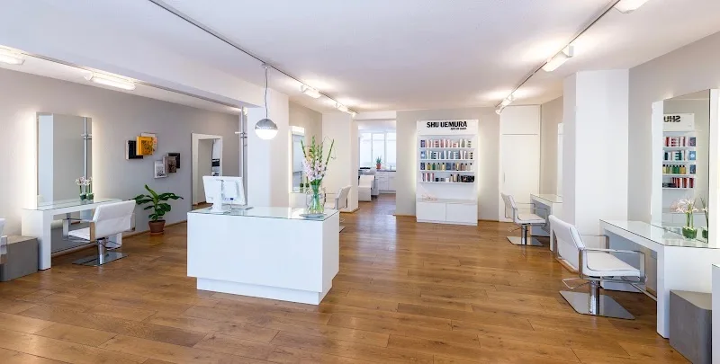 Unique Friseure München - Coiffure Munich - Photo de couverture - OneBooking