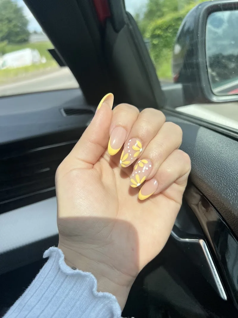 Hollywood nails - Institut de beauté Liège - Photo de couverture - OneBooking
