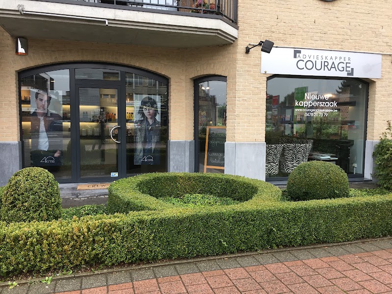 Courage Mol - Coiffure Mol - Photo de couverture - OneBooking