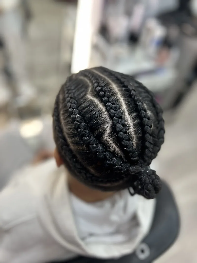 Estilistas por el mundo by Carmenteran_hair - Coiffure Alcalá De Henares - Photo de couverture - OneBooking