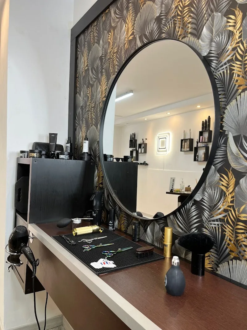 Peluqueria Aries Studio y Salon - Coiffure Alicante - Photo de couverture - OneBooking