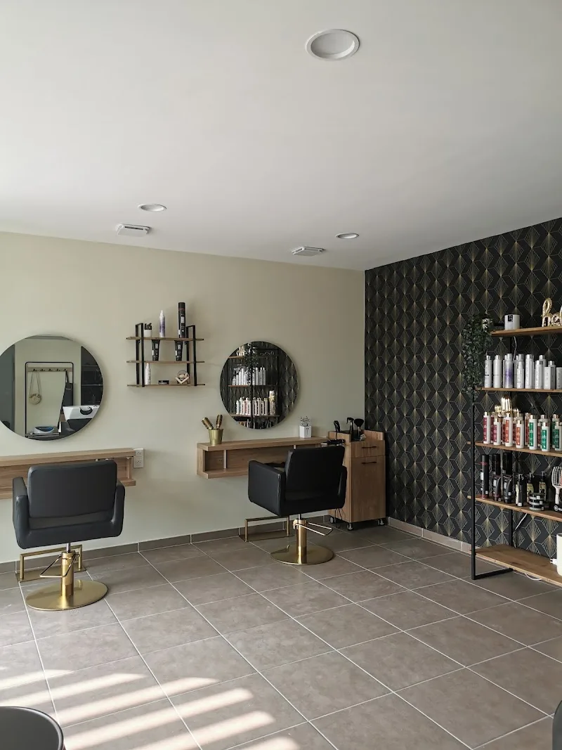 L’atelier de Lauriane - Coiffure Vénéjan - Photo de couverture - OneBooking