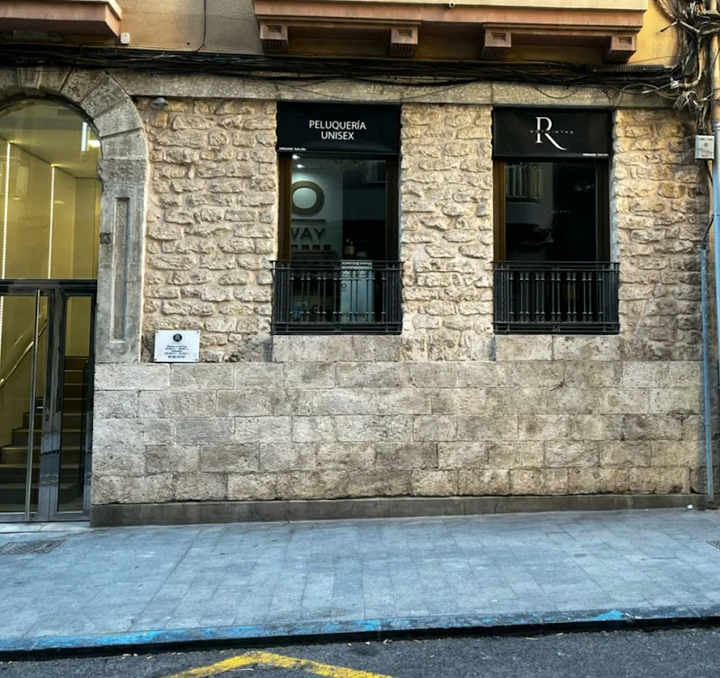 R Estilistas - Coiffure Alicante - Photo de couverture - OneBooking