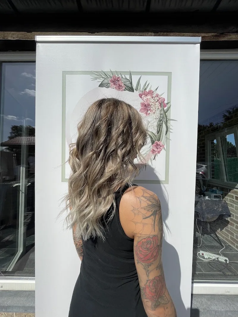 Beauty Bar by Lori - Coiffure Genk - Photo de couverture - OneBooking