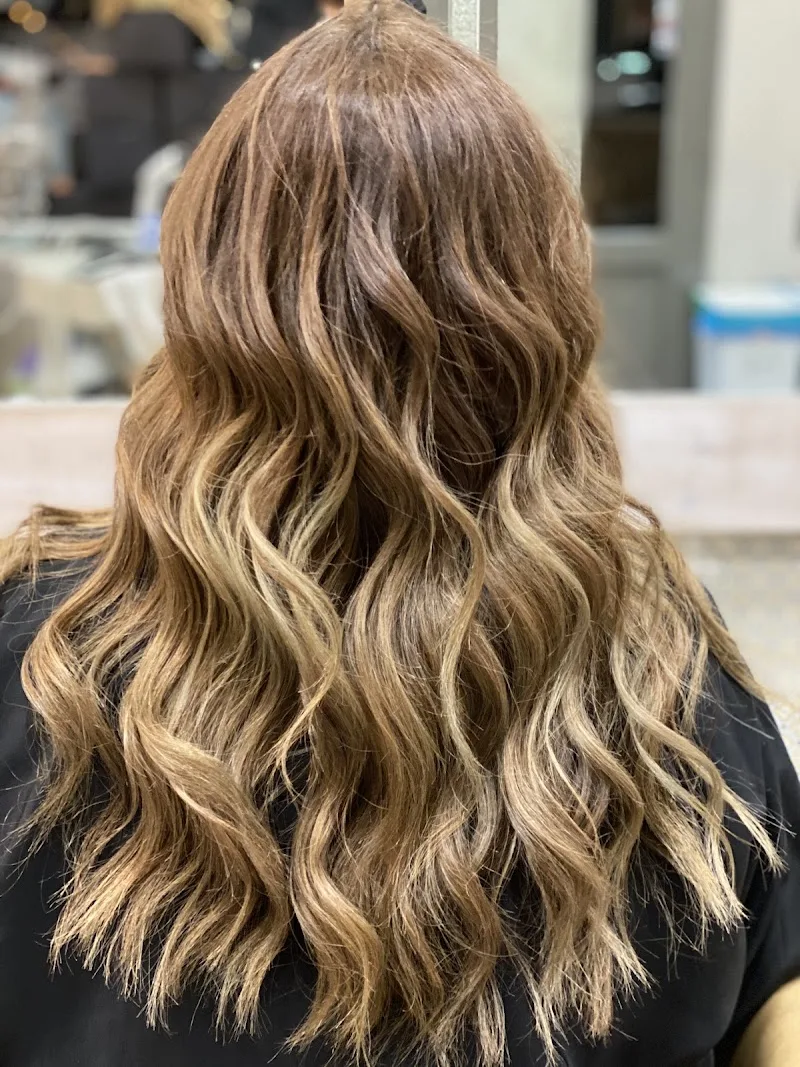 N&C PELUQUEROS (Vigo) - Coiffure Vigo - Photo de couverture - OneBooking