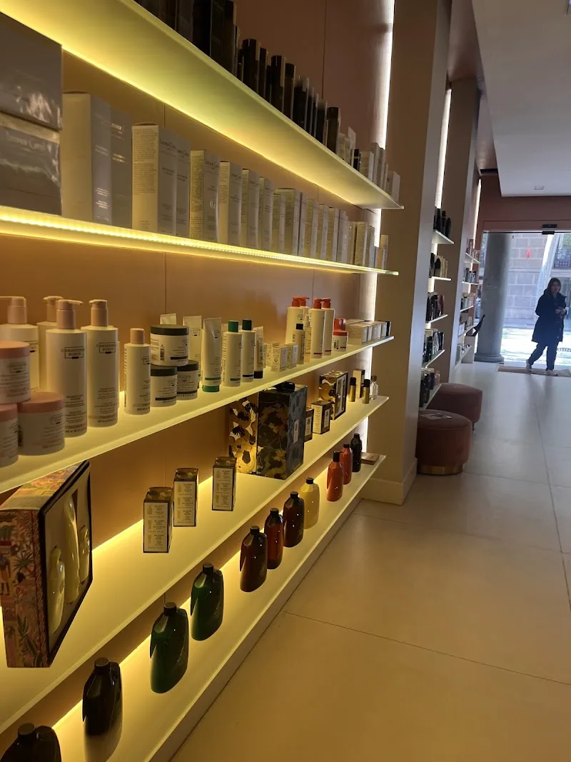 LE SALON Peluquería Unisex - Coiffure Barcelona - Photo de couverture - OneBooking