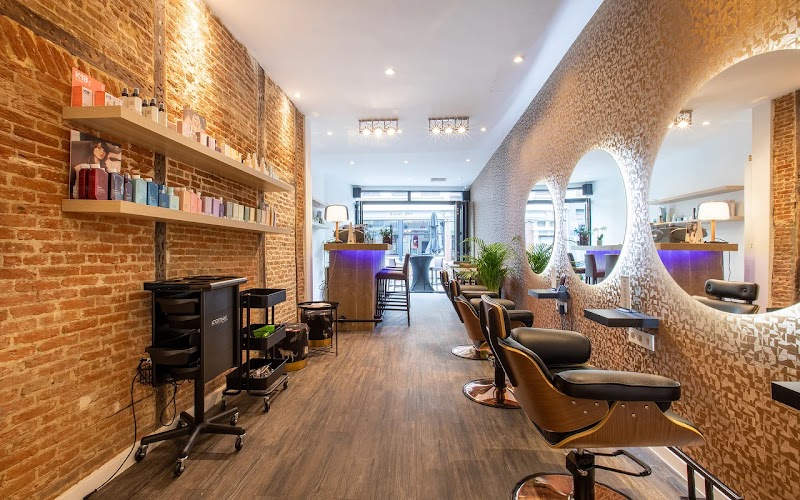 mokoräichi Hair Professional & Bar