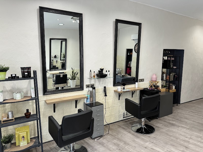 Concept Coiffure Sommieres - Coiffure Vénéjan - Photo de couverture - OneBooking