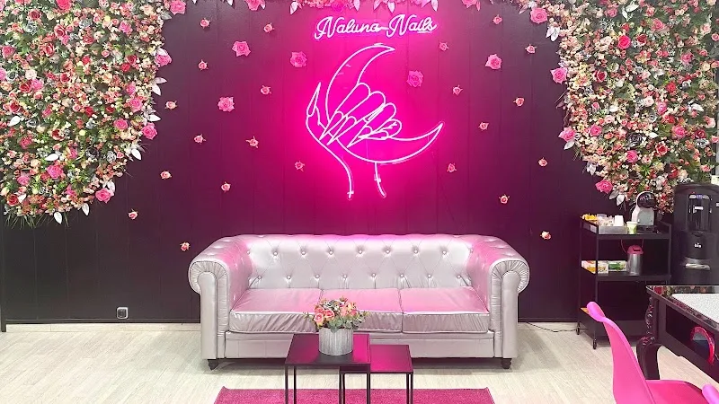 Naluna Nails - Institut de beauté L’hospitalet De Llobregat - Photo de couverture - OneBooking