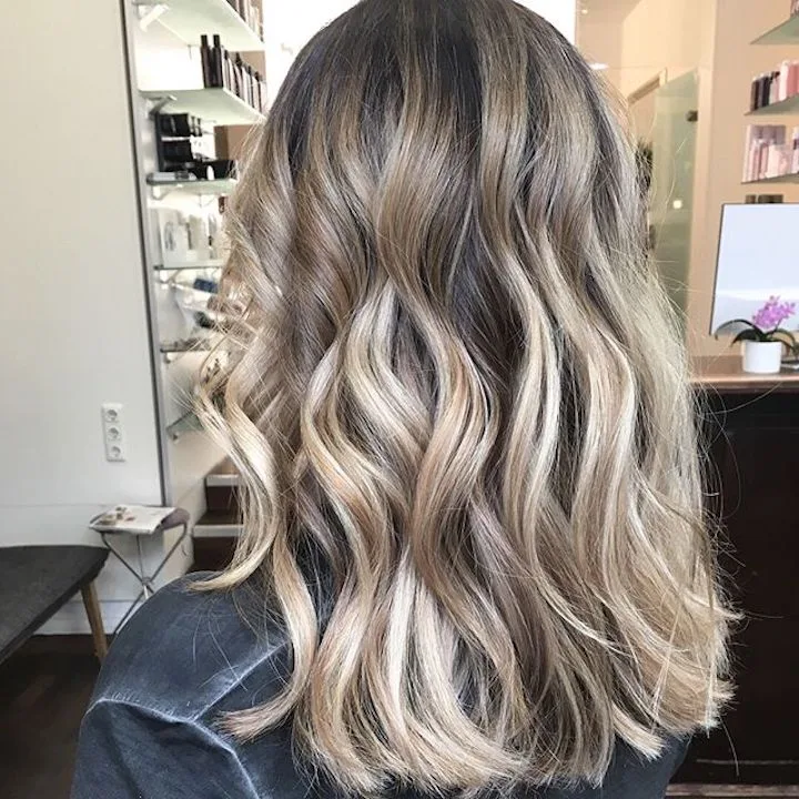 Friseure und Beauty im Schönheitsrausch | München - Coiffure Munich - Photo de couverture - OneBooking