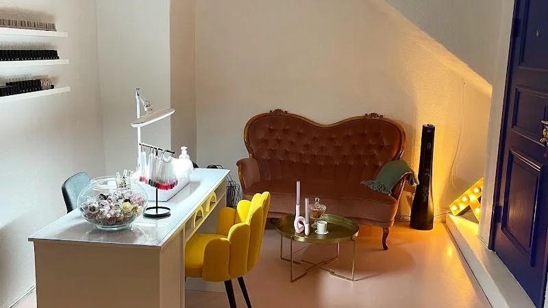 Nailce - Coiffure Stockholm - Photo de couverture - OneBooking