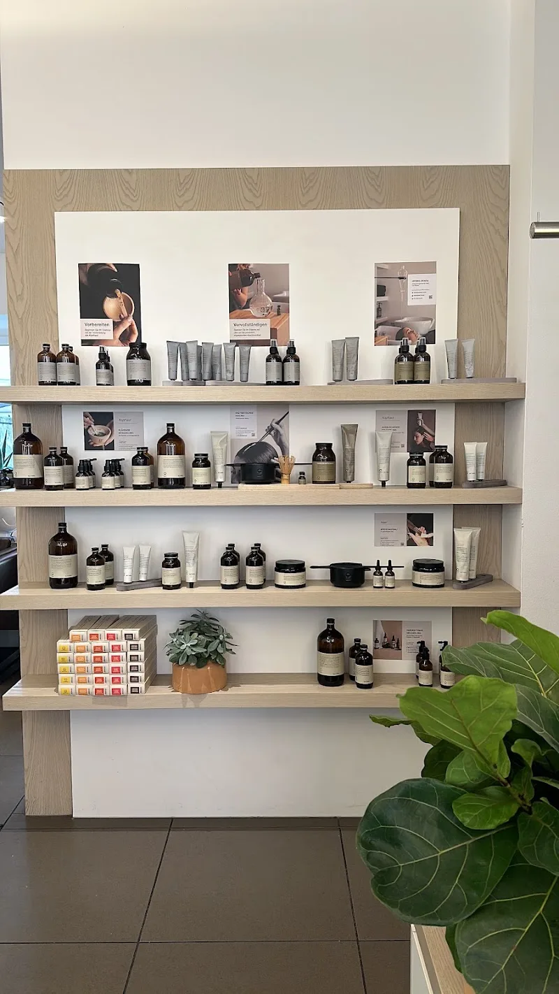 Pony Club Haidhausen - Coiffure Munich - Photo de couverture - OneBooking