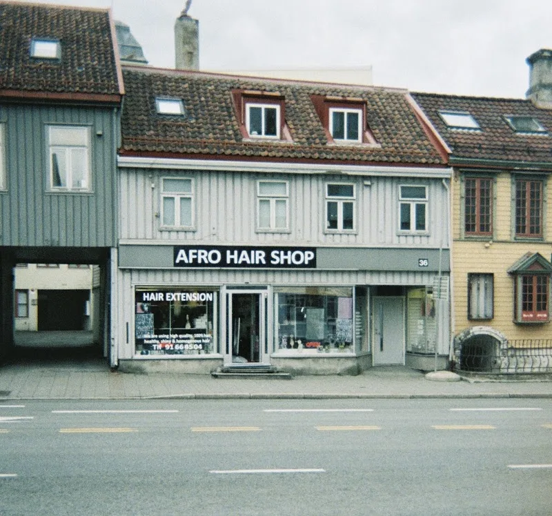 Afro hair shop - Coiffure Trondheim - OneBooking