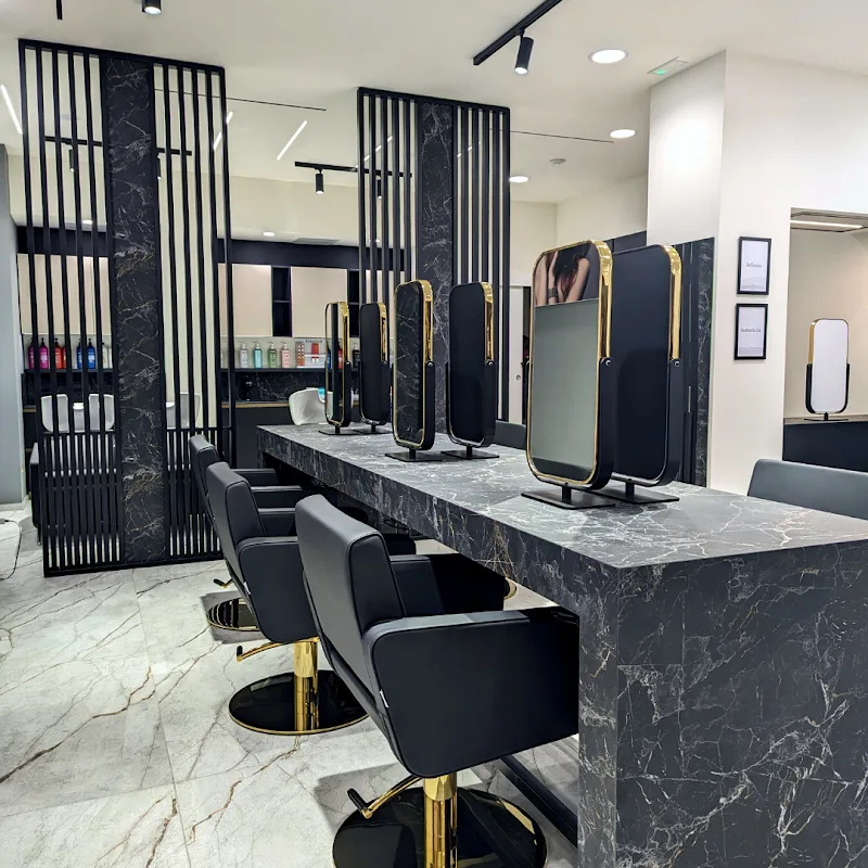 Aversa Hair-stylist - Coiffure Catania - Photo de couverture - OneBooking