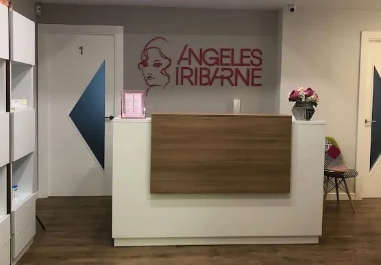 Ángeles Iribarne: Centro de Estética en Málaga - Institut de beauté Málaga - Photo de couverture - OneBooking