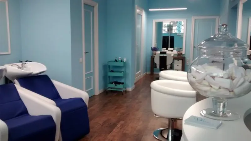 BLUE hairdressing Barcelona peluquería y estilismo