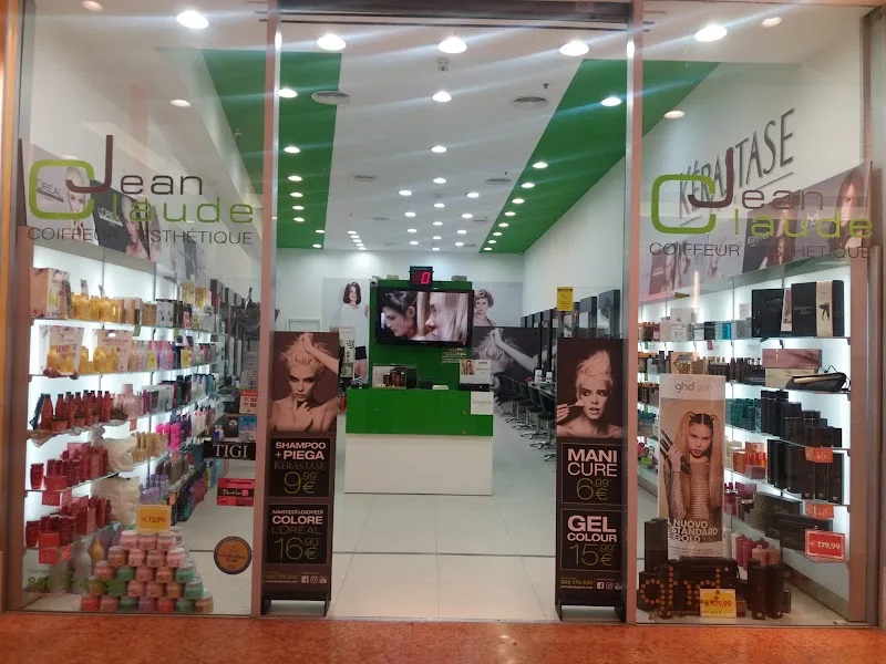Jean Claude Paris - Coiffeur et Nails - Coiffure Giugliano In Campania - Photo de couverture - OneBooking