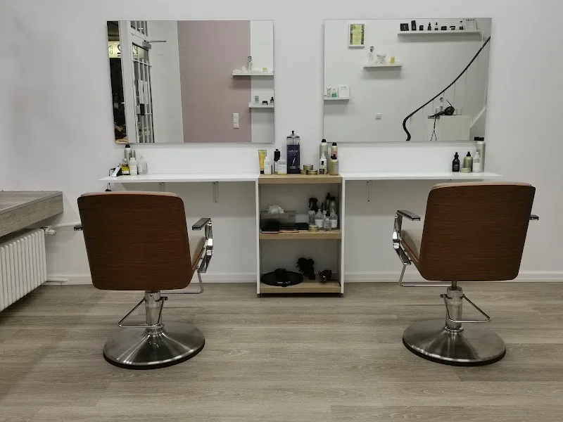 Hair Care & Day Spa - Coiffure Frankfurt Am Main - Photo de couverture - OneBooking