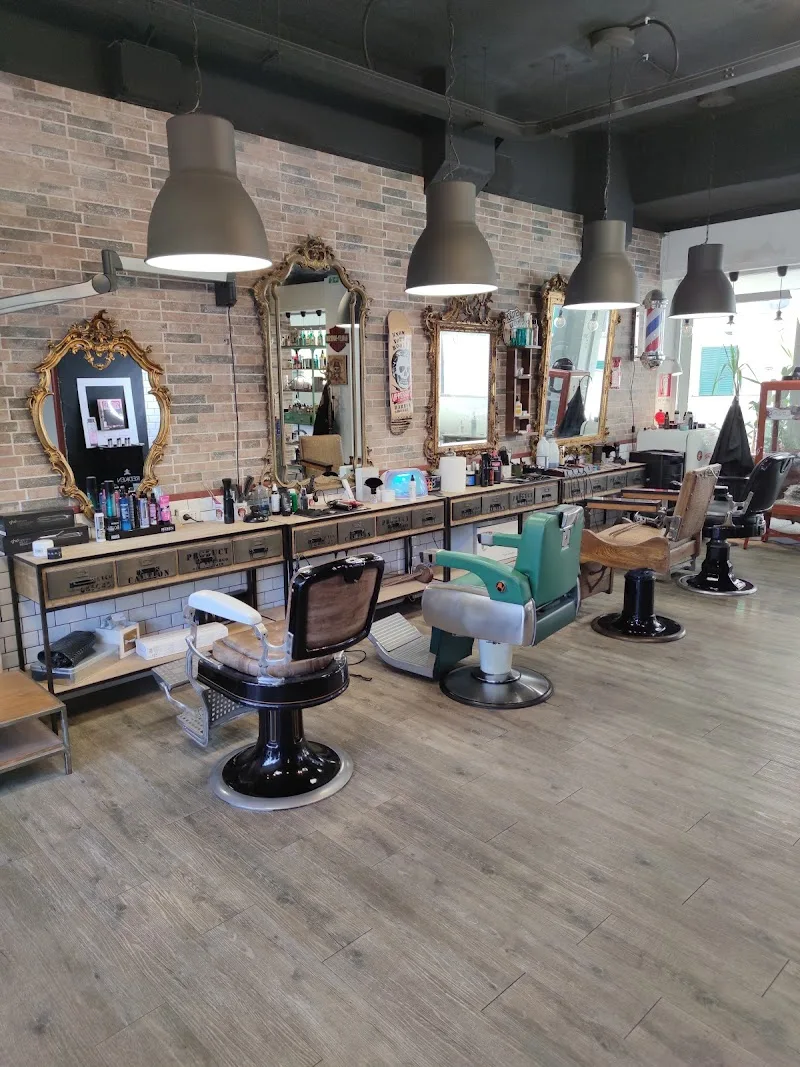 Metropolitan Style - Coiffure Genoa - Photo de couverture - OneBooking