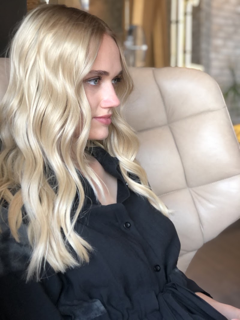 D. Machts Lounge Friseur Berlin Mitte