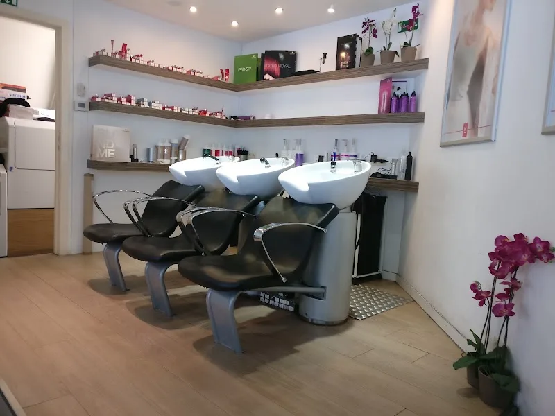 KREATOS Mol - Coiffure Mol - Photo de couverture - OneBooking