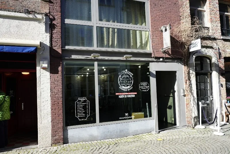 Zilverschaar Barbershop - Coiffure Bruges - Photo de couverture - OneBooking