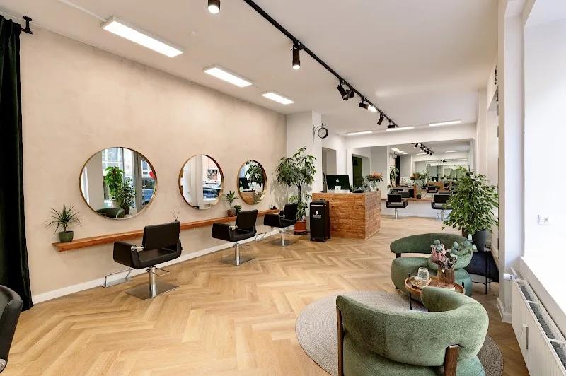 HAARHOLIC - Friseur München & Balayage - Coiffure Munich - Photo de couverture - OneBooking