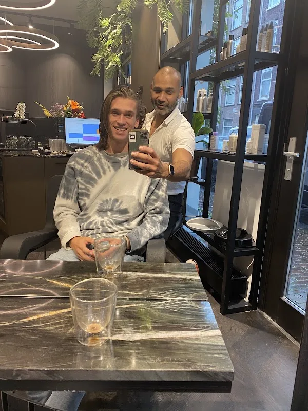 Hairsalon Coup D’Etat Amsterdam - Coiffure Amsterdam - Photo de couverture - OneBooking
