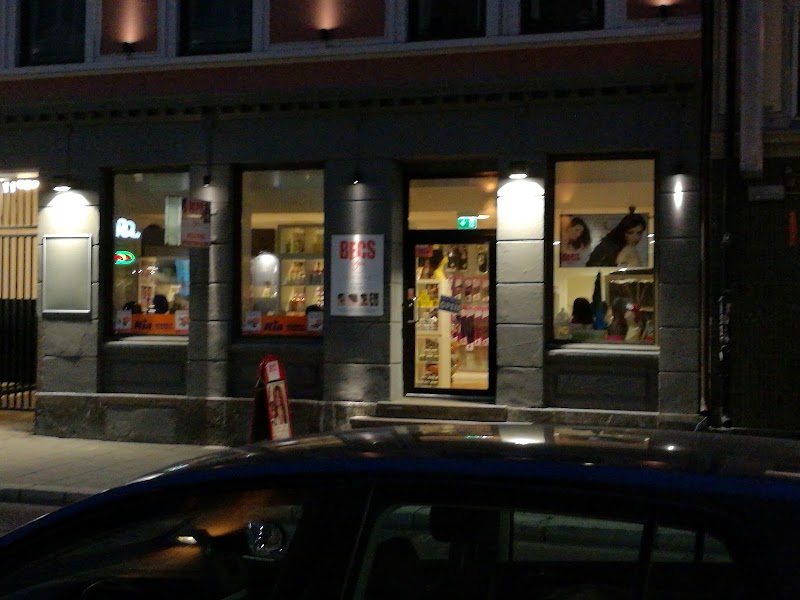 Becs Afro Salon - Coiffure Oslo - Photo de couverture - OneBooking
