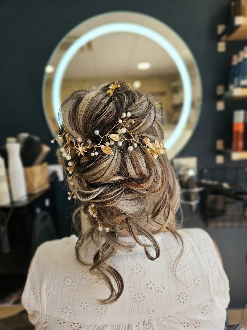 Signature - Coiffure Saint-Gervais - Photo de couverture - OneBooking