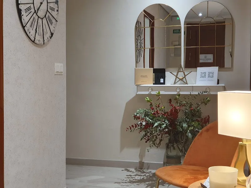 Ángeles de la Cal - Centro de Estética Integral - Institut de beauté Valladolid - Photo de couverture - OneBooking