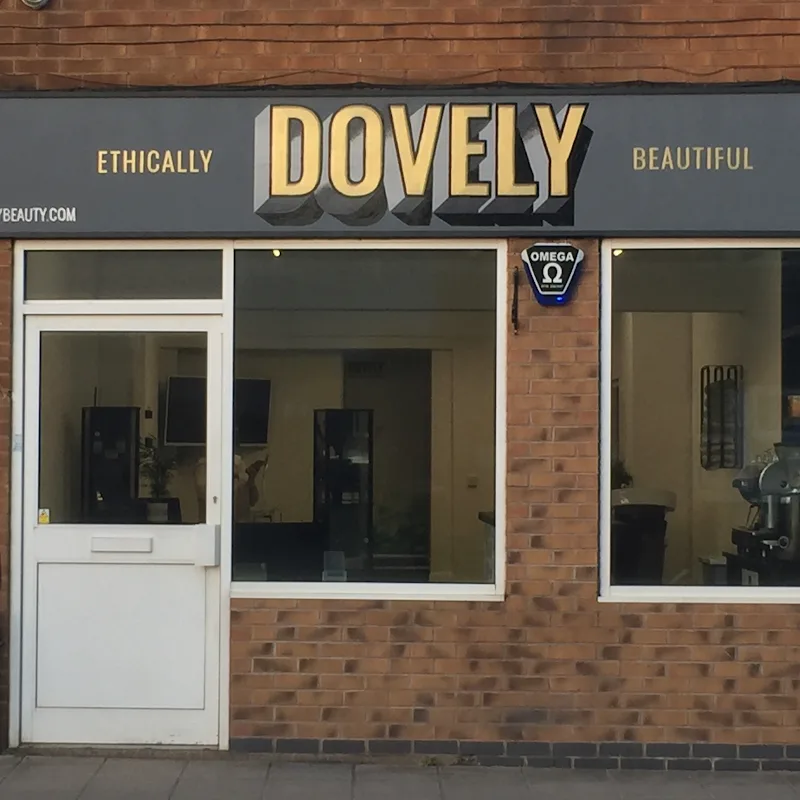Dovely - Coiffure Nottingham - Photo de couverture - OneBooking