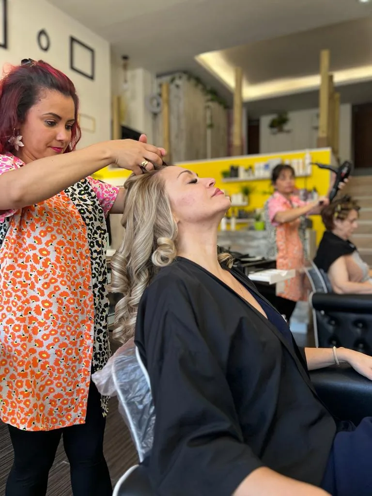 Peluqueria Fernanda Menezes - Coiffure Gijón - Photo de couverture - OneBooking