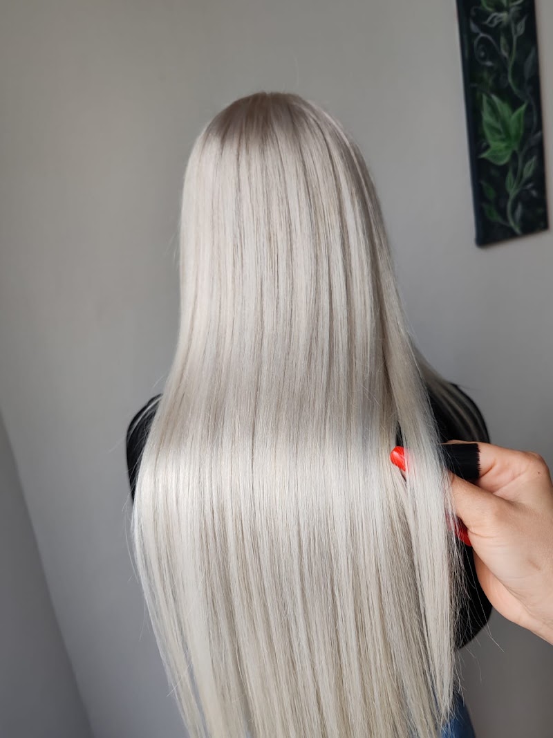 Miss Rock Style - beauty salon -servicii vopsit, balayage, tuns, extensii, Manic Panic