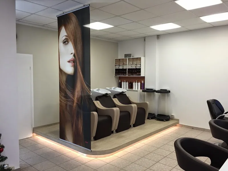 Salon Deluxe München - Coiffure Munich - Photo de couverture - OneBooking