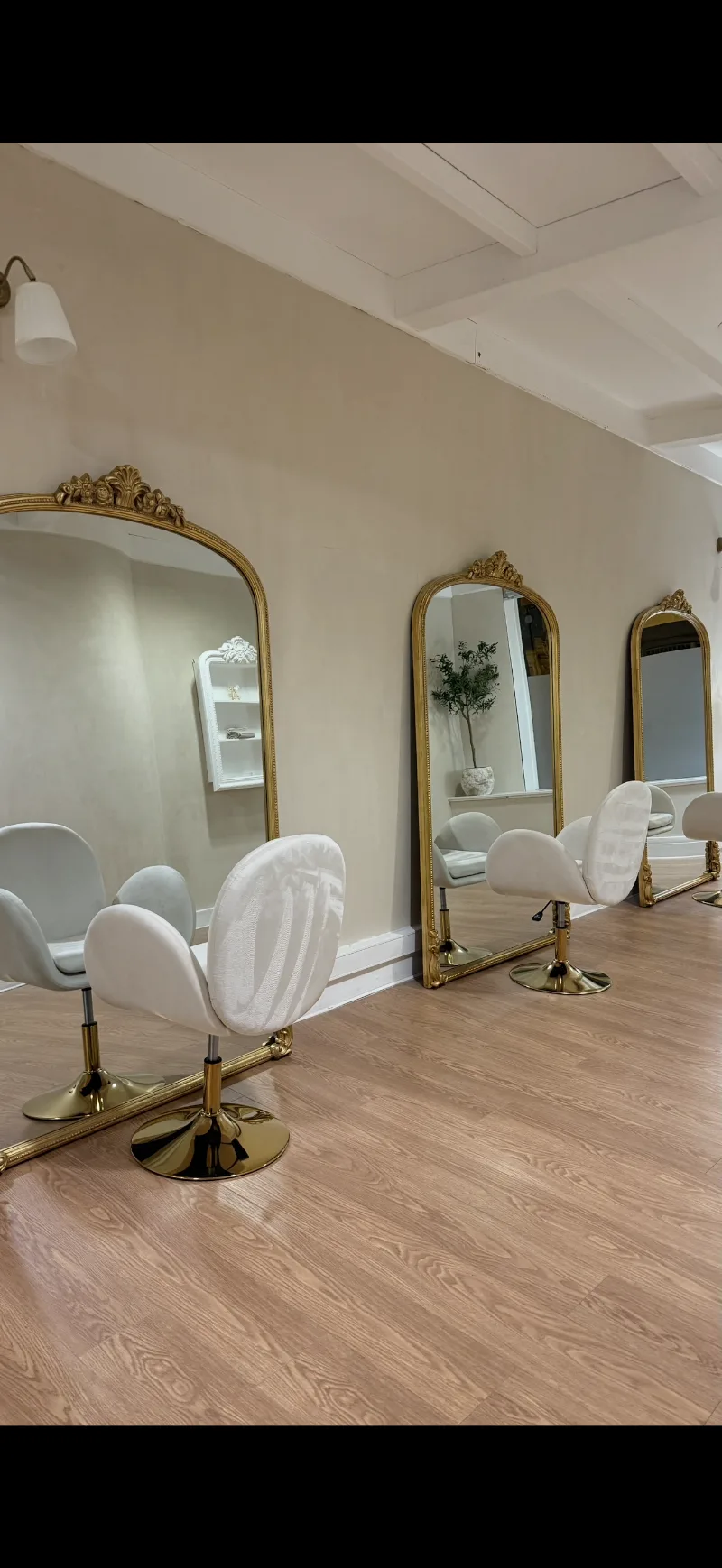 FABULOUS BRUSH - Coiffure Roubaix - OneBooking