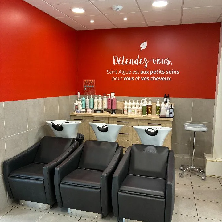Saint Algue - Coiffeur Cannes la Bocca - Coiffure Cannes - Saint Algue - Coiffeur Cannes la Bocca - Photo Galerie - OneBooking