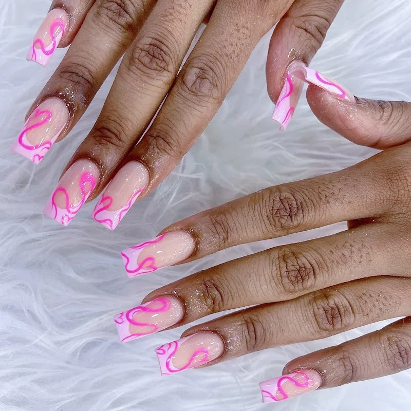 Ongles d'Anh Nottingham - Coiffure Nottingham - Photo de couverture - OneBooking