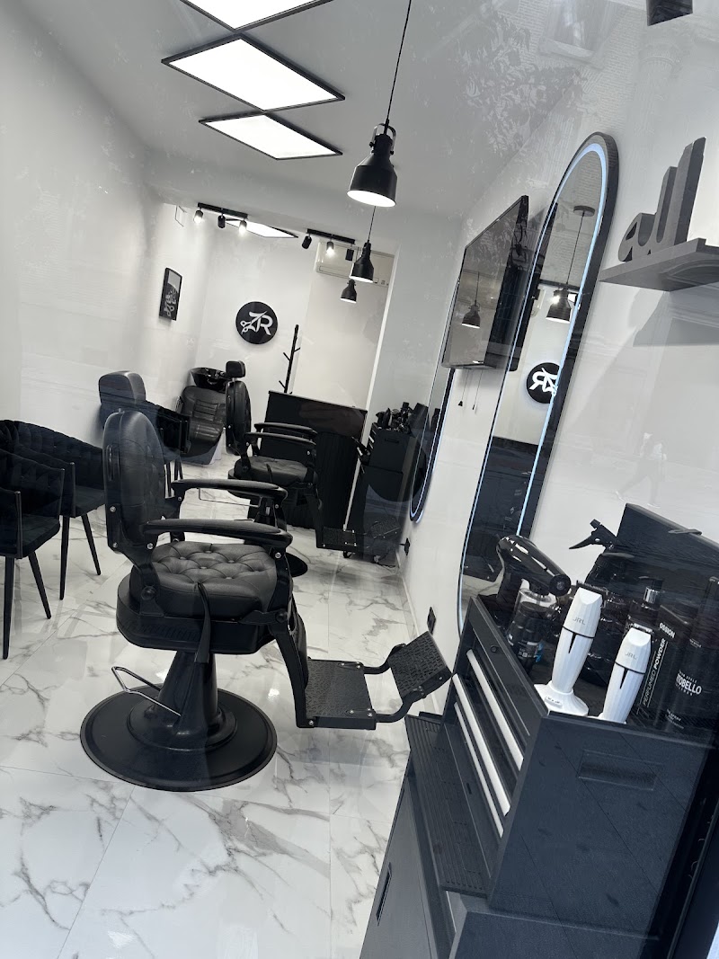 Peluquería & barbería Zr