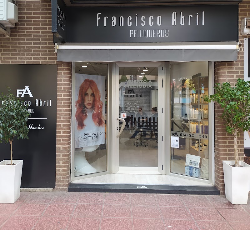 Francisco Abril - Coiffure Murcia - Photo de couverture - OneBooking