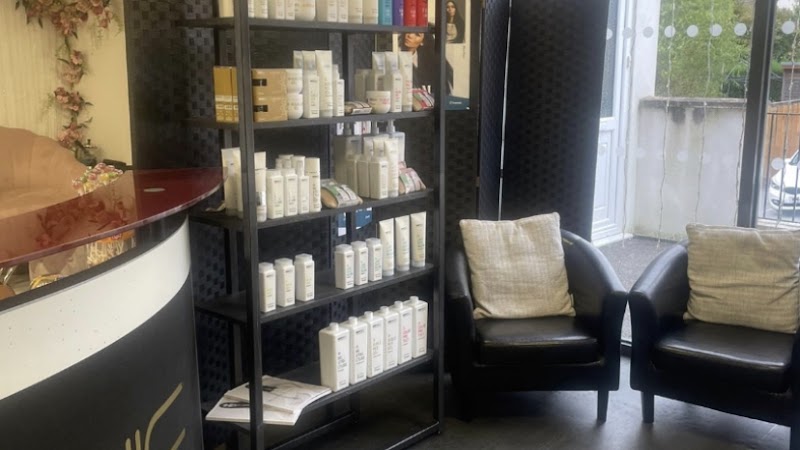 Chic Hair & Beauty Salon