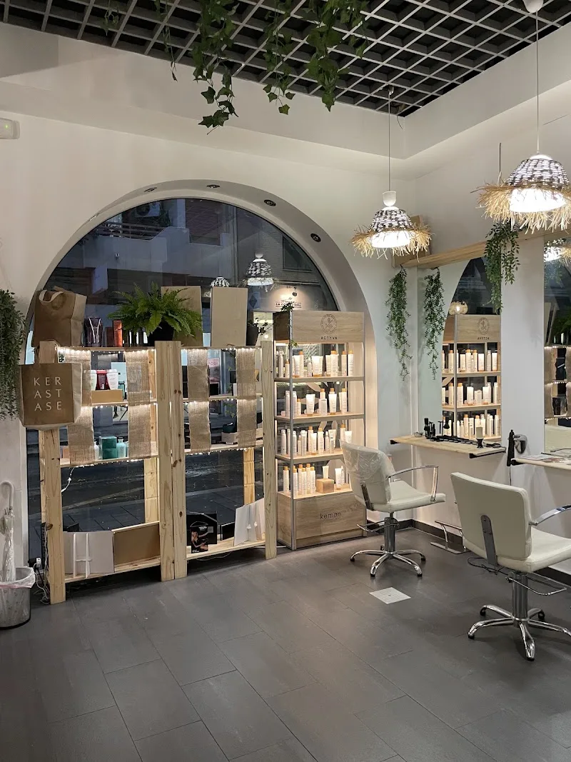 HAIR BEAUTY NATURE