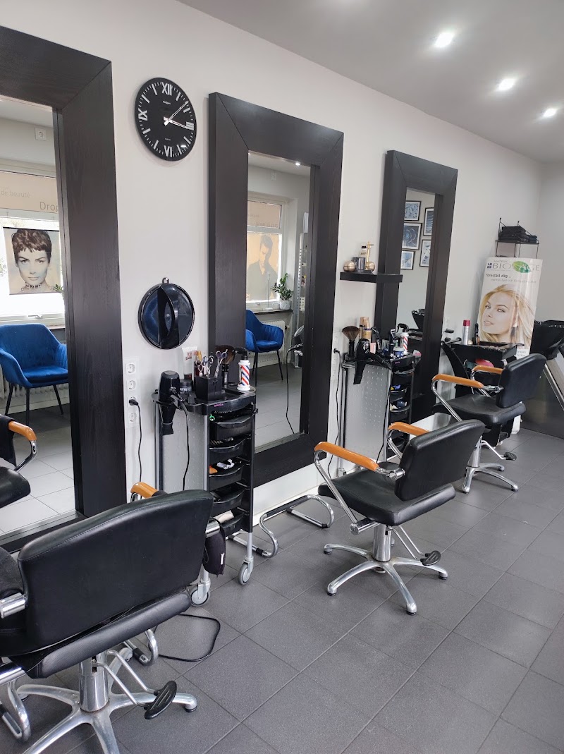 Salong De Beauté