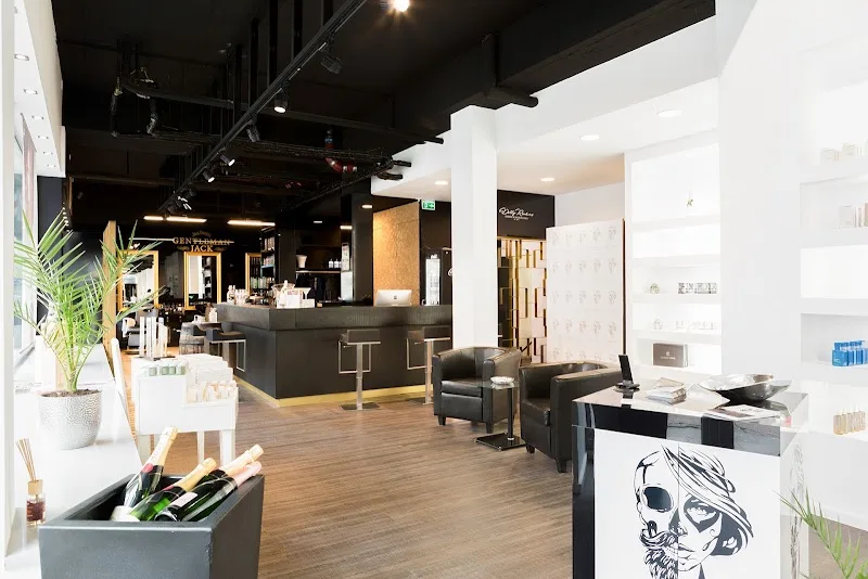 Dollyrockers - Coiffure Cologne - Photo de couverture - OneBooking