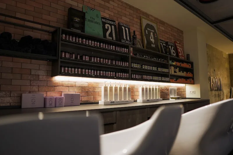 Boki Salon - Coiffure Frankfurt Am Main - Photo de couverture - OneBooking