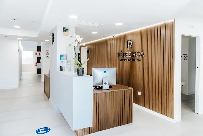 Clínica Pérez Roa - Institut de beauté Málaga - Photo de couverture - OneBooking