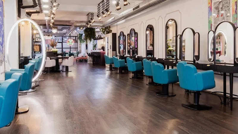 Beauty Club London - Coiffure London - Photo de couverture - OneBooking