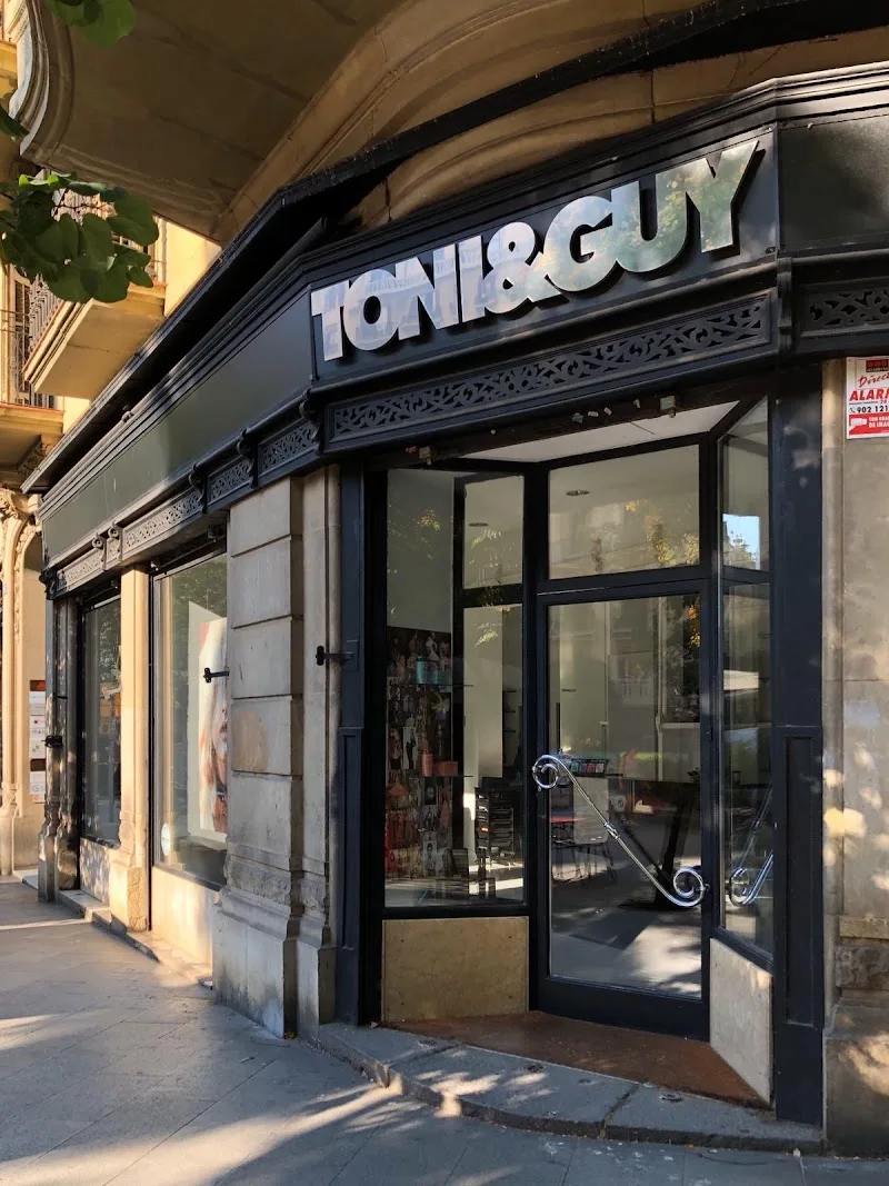 Toni & Guy - Coiffure Barcelona - Photo de couverture - OneBooking