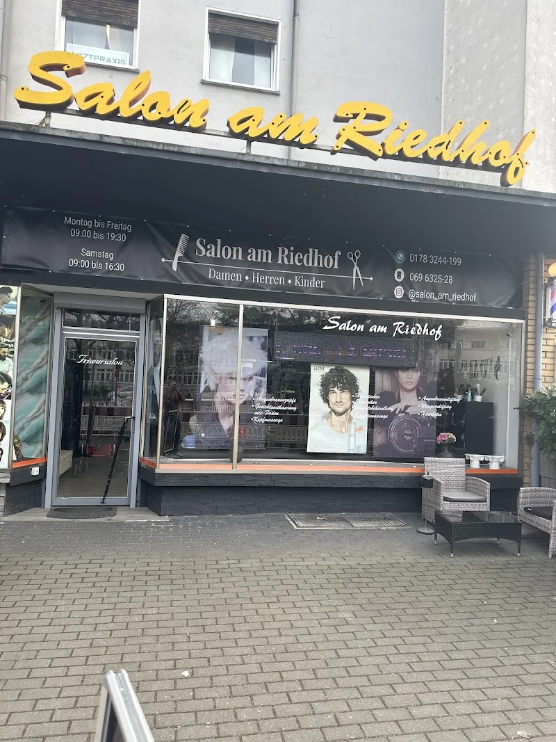 Salon Am Riedhof - Coiffure Frankfurt Am Main - Photo de couverture - OneBooking