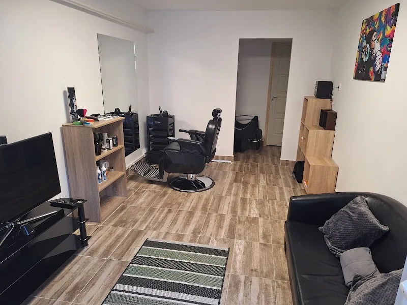 Férfi&Gyermek fodrászat - Coiffure Zalaegerszeg - OneBooking